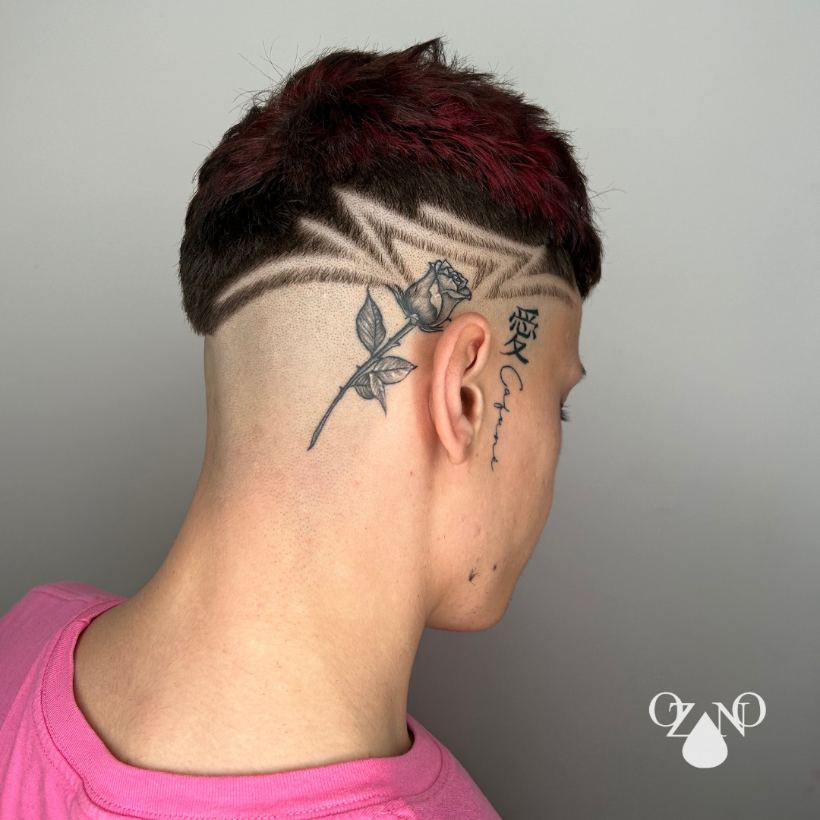 Diseño rasurado con raíz roja